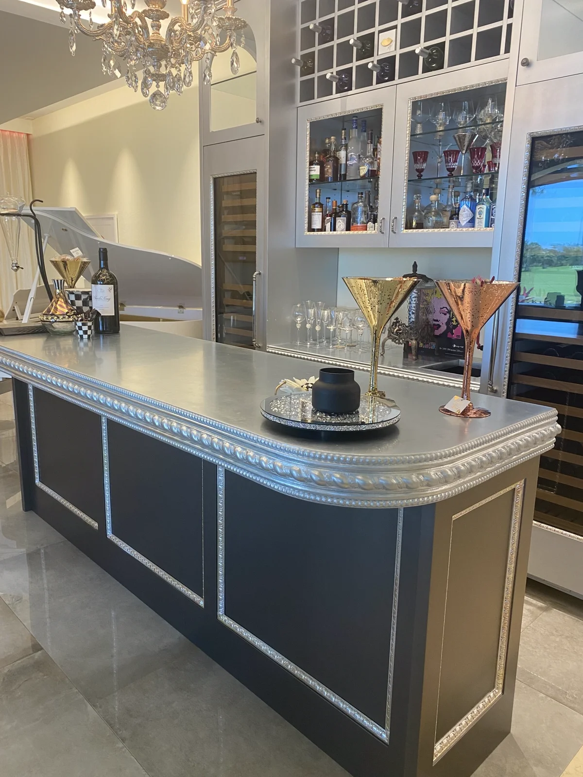 Custom cast zinc bartop by La Bastille