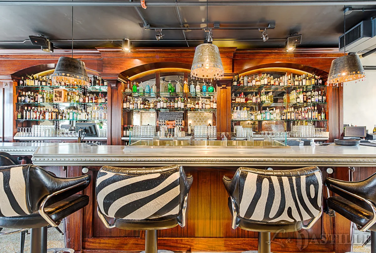 Custom cast zinc bartop by La Bastille